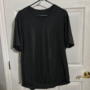 Lululemon The Fundamental V-Neck T-Shirt